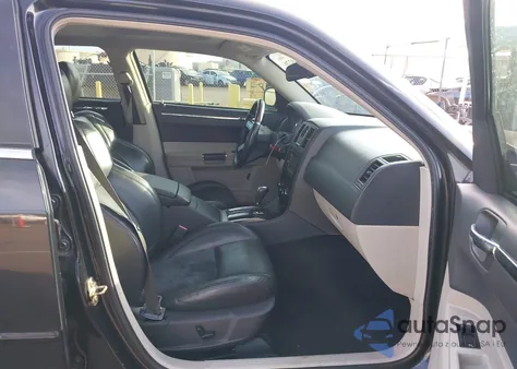 2006 Chrysler 300C Srt8 from USA, damaged, VIN 2C3LA73W26H377781